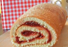 DOMAĆI ROLAT GOTOV ZA “15 MINUTA” OD PAR SASTOJAKA – NEKA SE OVO VEĆ SUTRA NAĐE NA VAŠEM STOLU !!!