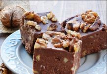ČOKOLADNE KOCKE SA ORASIMA ….POSLASTICA SPREMNA ZA SAMO 5 MINUTA