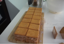 NAJBOLJA KEKS TORTA (topi se u ustima, a gotova je za TREN OKA)