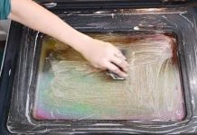 NE MORATE SKIDATI STAKLO! Evo kako da očistite fleke između duplih stakala rerne: ŽENA PODIJELILA TRIK NA DRUŠTVENIM MREŽAMA