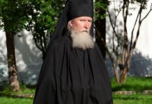 Sveštenik otkrio da li valja nositi odeću pokojnika: Bližnji ni za živu glavu ne bi smeli ovo da urade