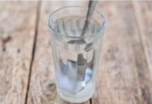 AKO VAM SE STALNO DEŠAVAJU LOŠE STVARI: Čašu vode napunite ovim i ostavite da stoji 24 sata! PREPOROD!