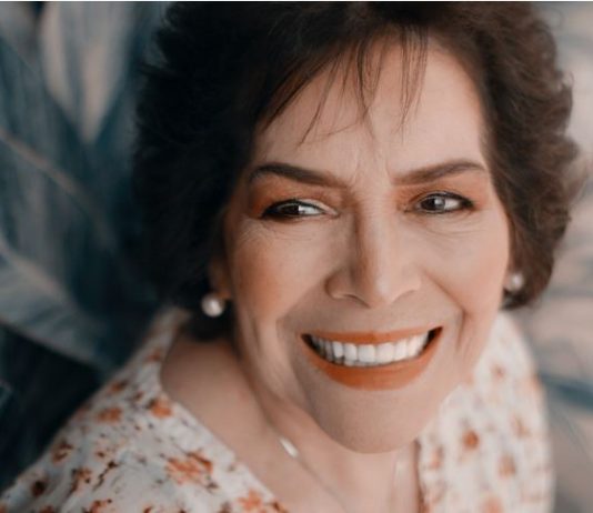 Čuveni pisac objasnio: „Žena počinje da stari kada se kod nje primete ove dve stvari“