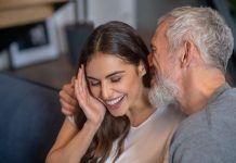 20 godina radim kao psiholog i svaki muž mi je rekao isto: Ovo su 4 razloga zbog kojih njihove žene postaju neprivlačne