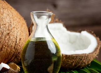 Kokosovo ulje može učiniti da izgledate 10 godina mlađe za samo dvije sedmice, evo kako