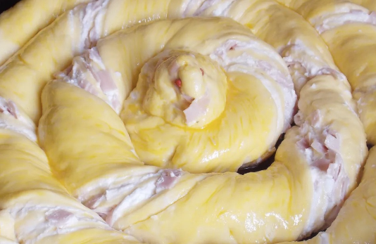 Uvrnutu pita sa šunkom i sirom – Ukusna i praktična