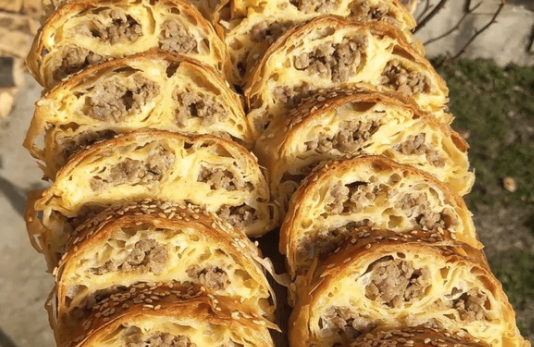 Savršen recept za pitu s mesom – Jednostavna i sočna pita