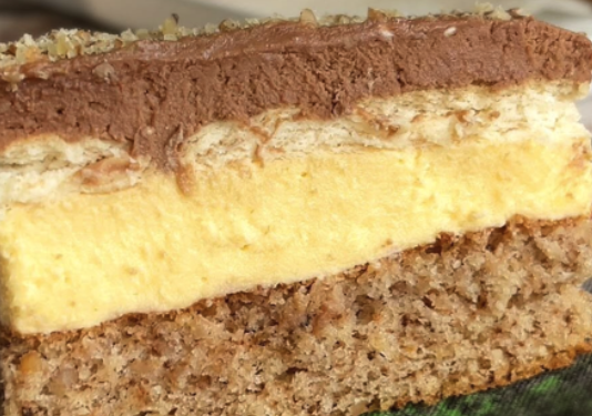 Trostruki užitak za ljubitelje kolača: Kombinacija biskvita, vanilije i čokolade