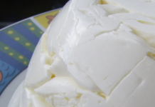 Tradicionalni recept za zagrebački sir – Domaći okus kojeg ćete obožavati!