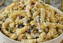 Makarone sa povrćem, sirom i prelivom – Idealan brzi obrok!