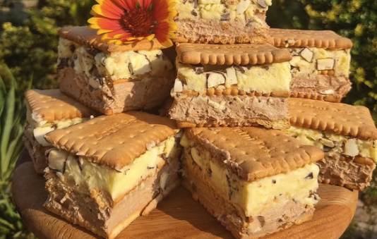 Slatka čarolija iz detinjstva – Keks kocke sa krem bananicama