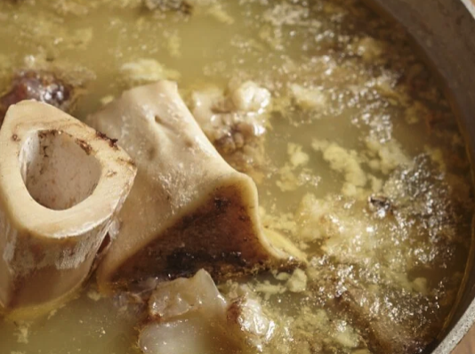 Zdrava supa od kostiju