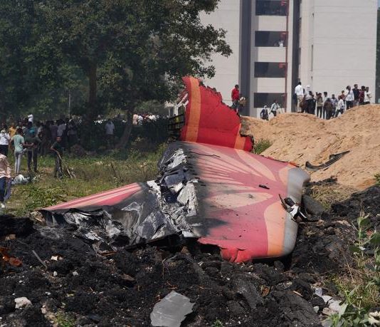 Pad aviona u Indiji: Da li je pilot namjerno izazvao smrt 259 ljudi?