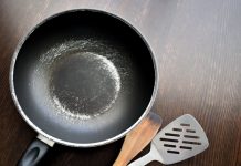 Šta se stvarno događa ako ogrebete teflonski tiganj? Ova greška može vas koštati zdravlja, a pravite je stalno