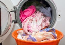 Više ni ne razmišljam o kupovini omekšivača: Moj veš miriše sjajno, samo dodajte 2 kašičice direktno Više ni ne razmišljam o kupovini omekšivača: Moj veš miriše sjajno, samo dodajte 2 kašičice direktno - featured image