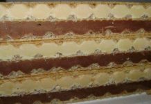 KINDER BUENO OBLATNE