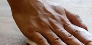 Ovo svi imaju kod kuće: trik s pastom za zube briše ogrebotine s namještaja Ovo svi imaju kod kuće: trik s pastom za zube briše ogrebotine s namještaja - content image