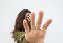 Svekrva ju je ponizila pred svima – ali njen povratak u salu je utišao ceo skup