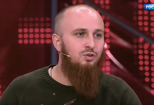 Progovorila žena koja je pobegla iz Ivanovog “PRAVOSLAVNOG HAREMA” i otkrila šta im je sve radio: Živi sa tri žene i ima 30 DECE