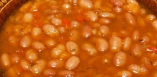 U vodi, nikako: Grah prije kuhanja bolje potopite u ovu 1 namirnicu