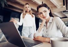 Kad sam otkrila mužu šta mi je rekla njegova koleginica dobila je momentalni otkaz: Onda sam čula šta je pričala iza mojih leđa i ne kajem se ni malo