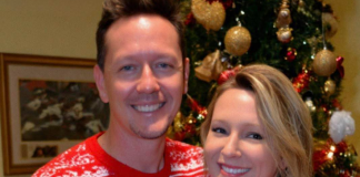 Moj muž je dobio božićni poklon od svoje bivše – a kada ga je otvorio pred nama, ono što je bilo unutra mi je uništilo brak.