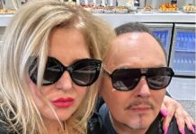 Naš pevač ostavio je ženu jer nije htela da mu kuva pa zaveo atraktivnu plavušu: Nakon 12 odina priredio joj iznenađenje o kojem su svi brujali