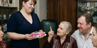 Tokom proslave, kada sam iznijela jela, svekrva me predstavila gostima: „A ovo je moja snaha, sada već bivša snaha. Moj sin će se uskoro razvesti od nje.”