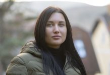 Posle očeve sahrane saznala sam da je celokupno nasledstvo ostavio ženi za koju smo mislili da nam je rod: Kad sam pročitala njegovo pismo, zanemela sam od šoka