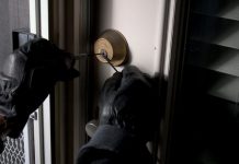 Ovde nemojte kriti svoje dragocjenosti: Lopovi prvo provjere ovih 5 mjesta u vašem domu