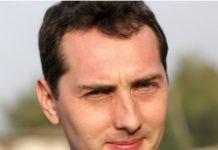 Ovaj Bosanac zbog svog imena hit na Balkanu: Pop nije hteo da mu krsti decu kad je čuo kako se zove, policija mu prašta prekršaje, tek da vidite imena braće