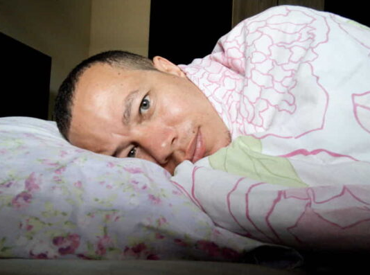Šta zapravo znači ako supružnici spavaju u odvojenim krevetima, prema psihologiji