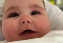 Kada se moje dijete rodilo, doktor ga je pažljivo pregledao… a zatim tiho prošaptao, gotovo sam sebi: „Kako smo to mogli propustiti?“… U tom trenutku moj svijet se srušio