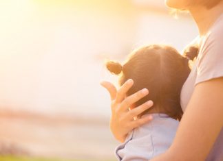 13 bolesti koje sinovi nasleđuju direktno od majki: Njihova genetika se prenosi na muške potomke