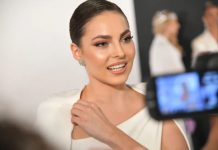 Tek što se saznalo da je u vezi sa DUŠKOM, Džejla Ramović zablistala u belom: Pogledajte ih samo blistaju od sreće!!! FOTO