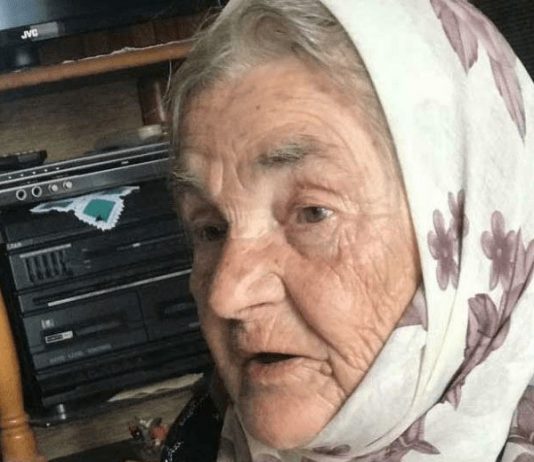 Kada je sin saznao da su mami ukrali sav novac, izbacio je iz kuće. Ona je odlučila da ode kod ćerke, ali i tamo ju je čekalo iznenađenje.