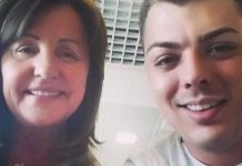“Godine su samo broj, mogu izdržati tvrdi njegov, čak mogu duže nego on..” – Ana Bekuta š0kirala slikama iz kreveta i opisom, užaas “Među nama se desila iskrena ljubav, godine su samo broj, a ja volim tvrdi tvoj!” – Ana Bekuta š0kirala, kriza srednjih godina - featured image