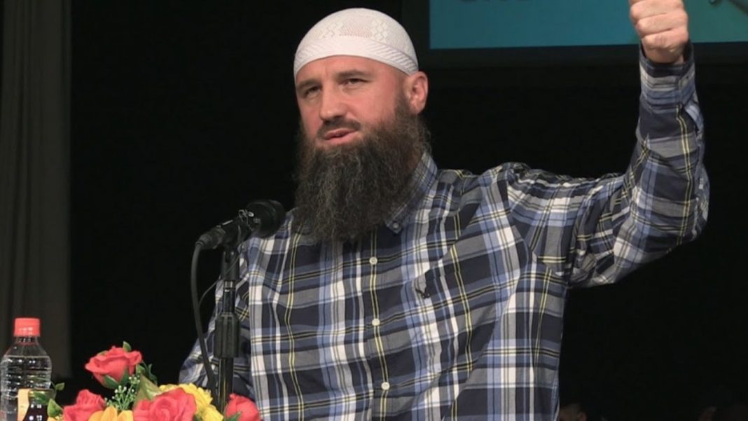 Kosovski mediji tvrde: Uhapšen islamski tumač Elvedin Pezić - featured image Kosovski mediji tvrde: Uhapšen islamski tumač Elvedin Pezić - featured image