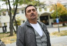 OVO JE KEBINA VANBRAČNA KĆERKA KOJU NIKAD NIJE UPOZNAO: Igor i Nataša Kojić žive kao Iordovi, dok Ina nema krov nad glavom – prvi put javno progovorila o KEBI – ista otac, kao preslikana OVO JE KEBINA VANBRAČNA KĆERKA KOJU NIKAD NIJE UPOZNAO Igor i Nataša Kojić sinoć bili na očevom koncertu, a Ini za alimentaciju duguje OGROMNU CIFRU: "Mnogo liče" - featured image
