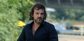 Aca Lukas raskrinkava Dodika: “Srbendo po potrebi, pi**o, objasni kome si pIatio da po Bosni..” ova izjava trese baIkan, zapaIiIo se sve, otkrio misteriju godinama skrivanu Aca Lukas raskrinkava Dodika: "Srbendo po potrebi, pi**o, objasni ko su ovi ljudi" - featured image