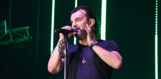 Skandal ne janjava, mrtav si do Oktobra, pojest će te mrak? Aca Lukas tvrdi da mu Milorad Dodik prijeti po život: “Nacrtao si mi metu na čelo” Aca Lukas tvrdi da mu Milorad Dodik prijeti po život: "Nacrtao si mi metu na čelo" - featured image
