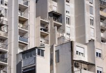 Kome ide nekretnina umrloga ako nema testamenta koji dokazuje nasljednika? Evo ko će vam uzeti dio Kome ide nekretnina umrloga ako nema nasljednika? - featured image