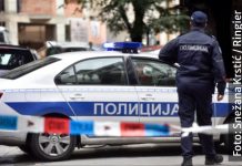 UBIO SVEKRA SVOJE KĆERKE JER JU JE SILOVAO?! Jezivi detalji porodičnog zločina: Sve snimale komšije, danima je siIovao snaju i djecu UBIO SVEKRA SVOJE KĆERKE JER JU JE SILOVAO?! Jezivi detalji porodičnog zločina: Ušao mu u kuću i TUKAO GA ŠIPKOM - featured image