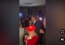 Dodik se nakon izbora na privatnom okupljanju rekao nešto što je izašlo u javnost: Video kruži društvenim mrežama, spremaju napad, evo kad počinje raat Dodik se nakon izbora uhvatio mikrofona i zapjevao uz članove SNSD-a: "Ovako slavimo veliku pobjedu Republike Srpske" - featured image